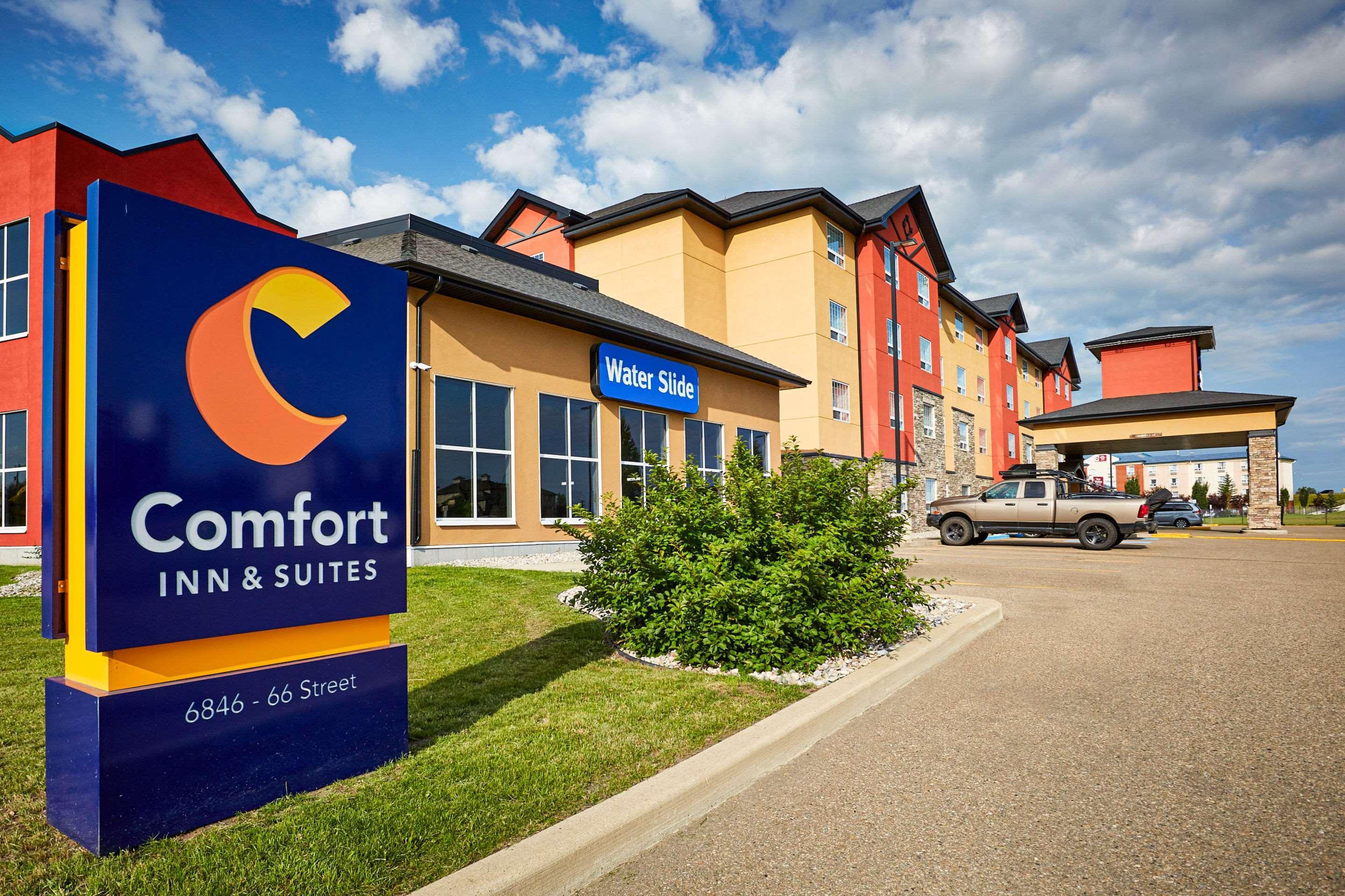 Comfort Inn & Suites Red Deer Exterior foto